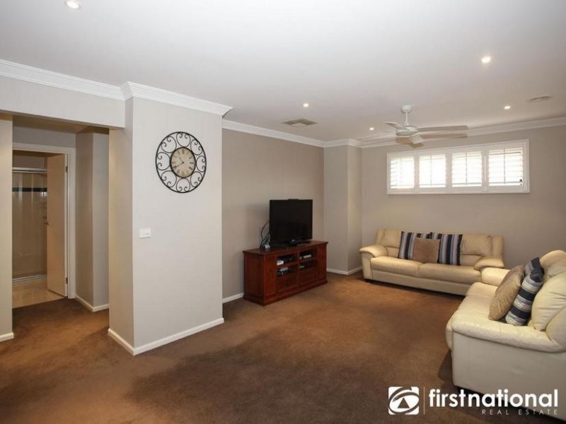 13 Roselea Place, Narre Warren North VIC 3804