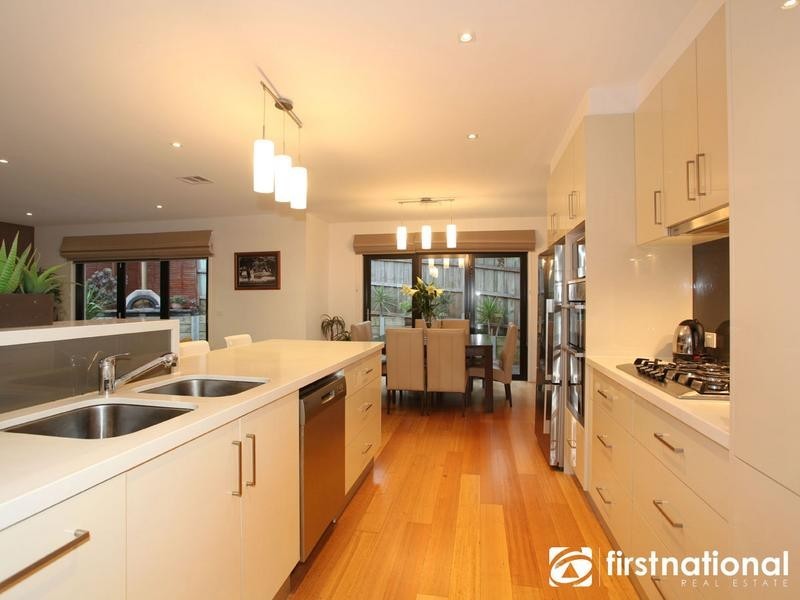 2/58 Gardiner Street, Berwick VIC 3806