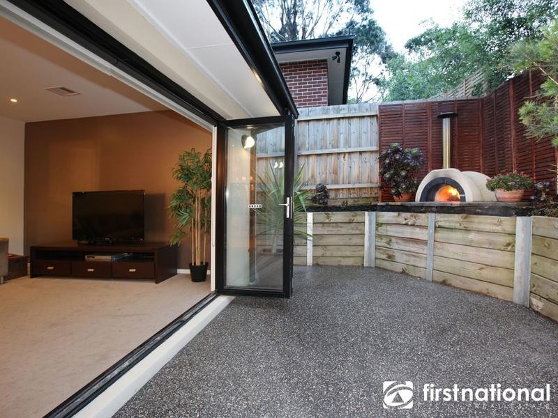 2/58 Gardiner Street, Berwick VIC 3806