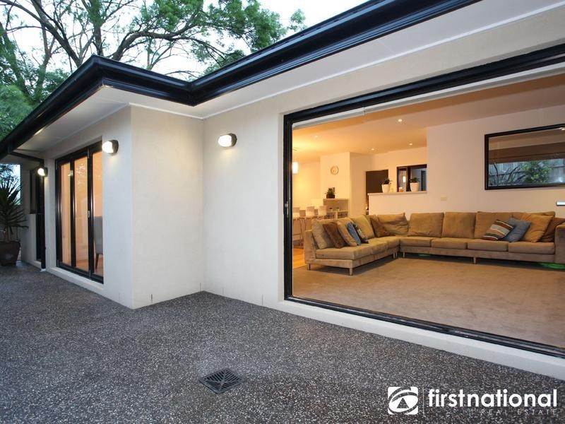 2/58 Gardiner Street, Berwick VIC 3806