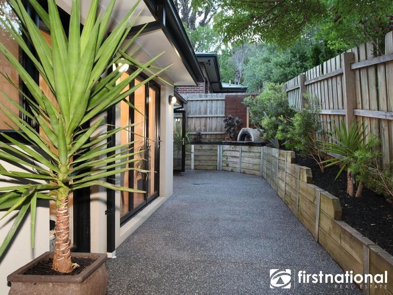 2/58 Gardiner Street, Berwick VIC 3806