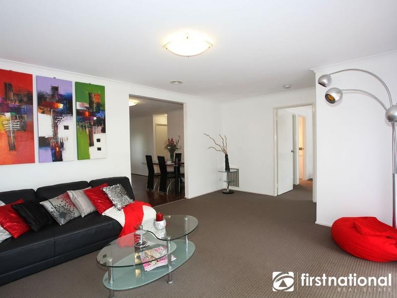 2 Feldspar Court, Narre Warren VIC 3805