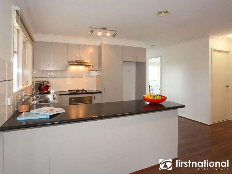 2 Feldspar Court, Narre Warren VIC 3805