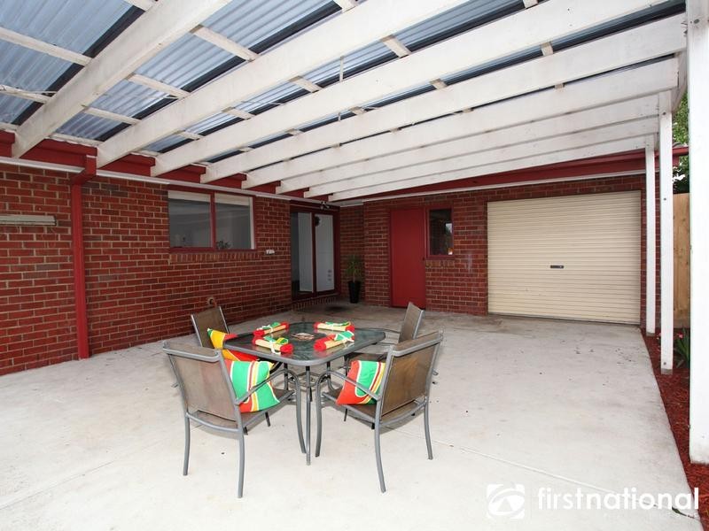 2 Feldspar Court, Narre Warren VIC 3805