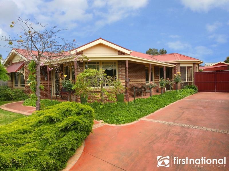 63 The Promenade, Narre Warren South VIC 3805