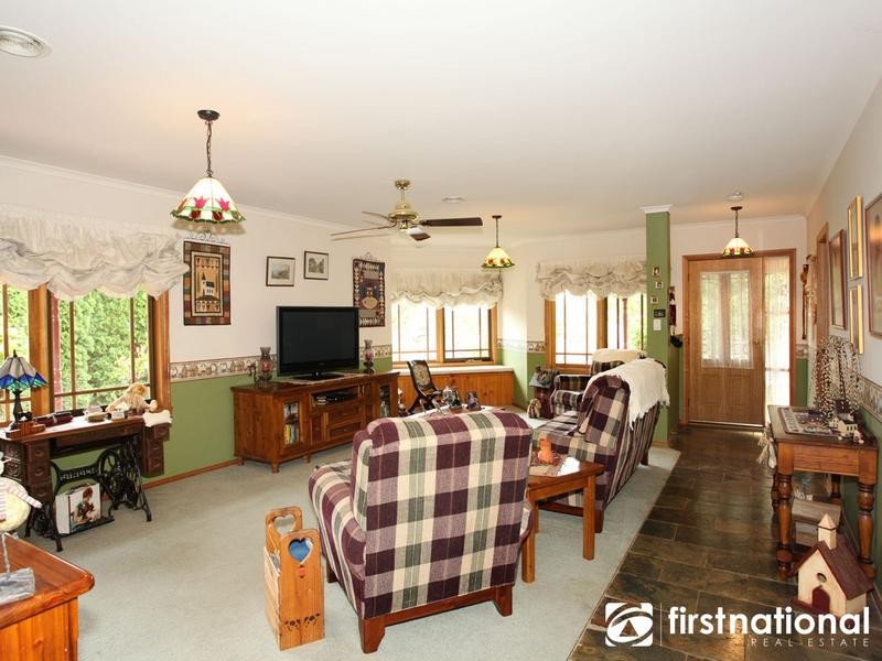 63 The Promenade, Narre Warren South VIC 3805