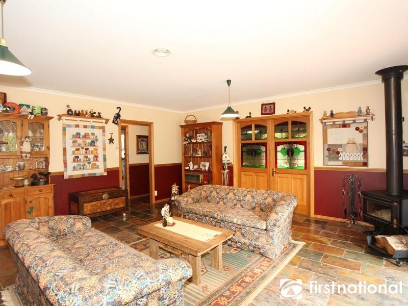 63 The Promenade, Narre Warren South VIC 3805