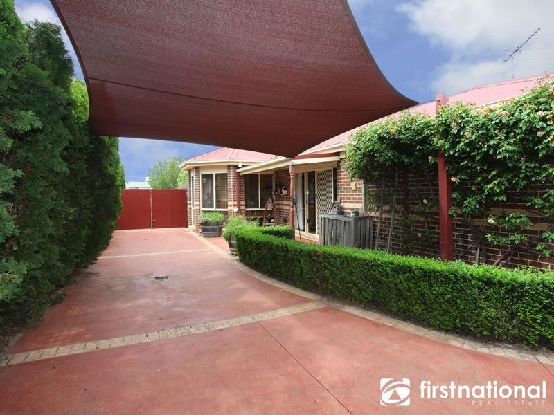 63 The Promenade, Narre Warren South VIC 3805