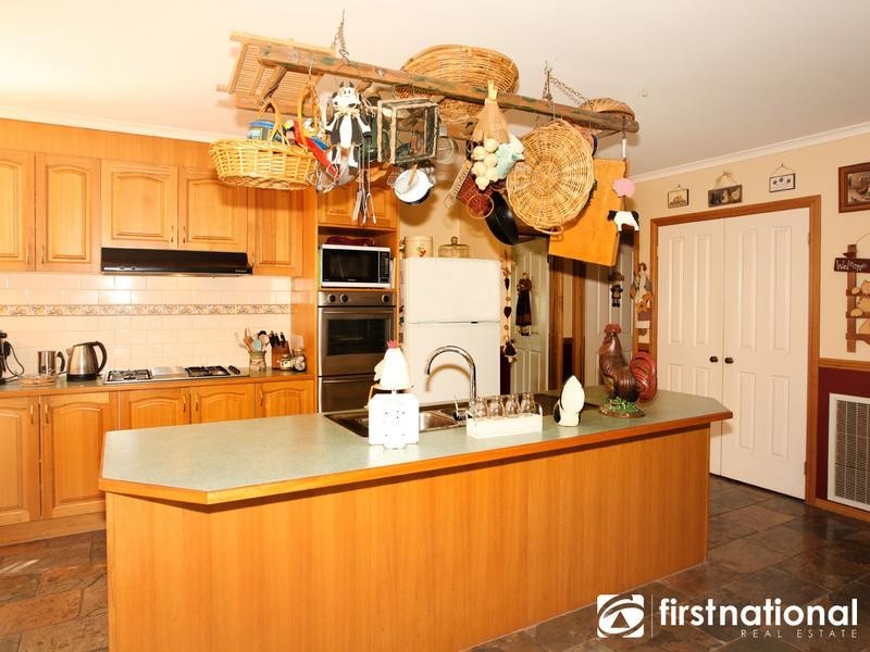 63 The Promenade, Narre Warren South VIC 3805