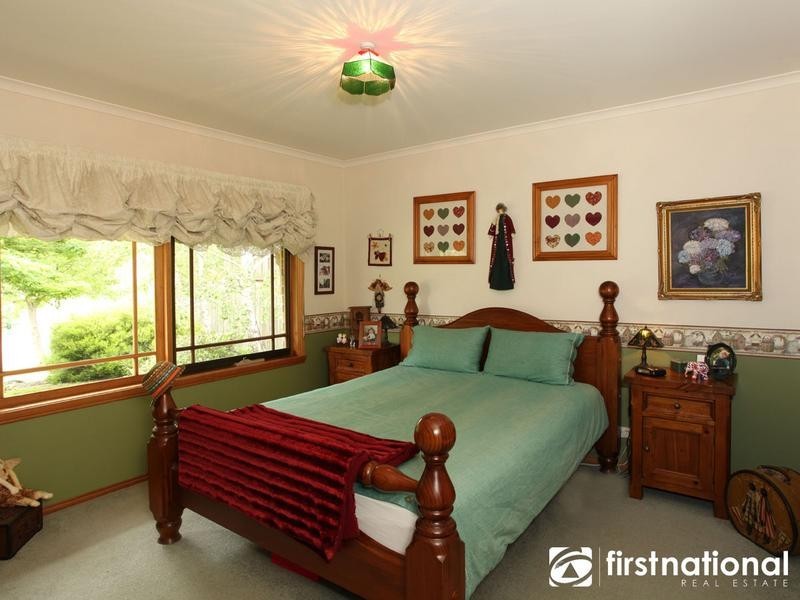 63 The Promenade, Narre Warren South VIC 3805