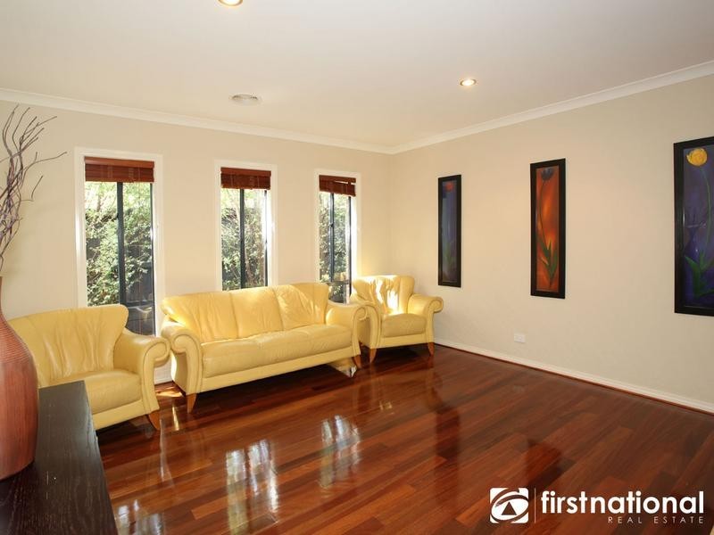 10 Misty Close, Berwick VIC 3806