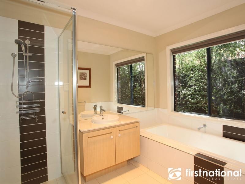 10 Misty Close, Berwick VIC 3806