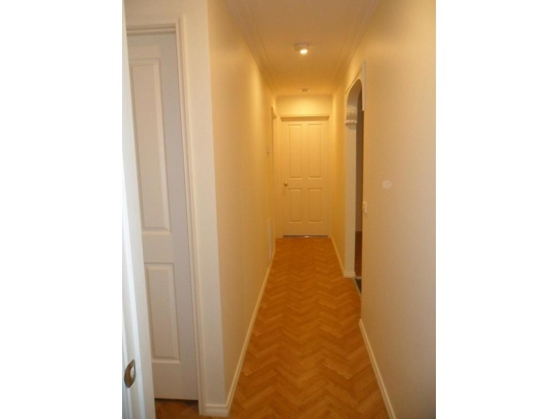 37 Ralph Crescent, Hampton Park VIC 3976