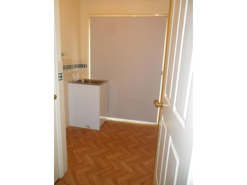 37 Ralph Crescent, Hampton Park VIC 3976