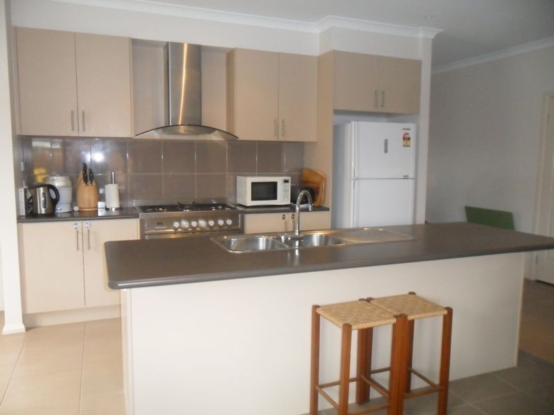 27 Flinders Park Drive, Officer VIC 3809