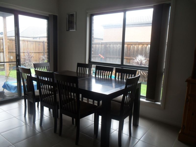 27 Flinders Park Drive, Officer VIC 3809