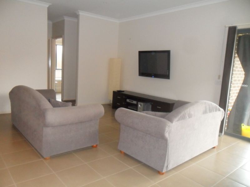 27 Flinders Park Drive, Officer VIC 3809