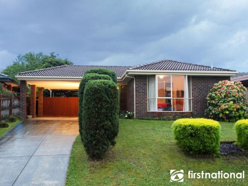 4 Malanda Court, Berwick VIC 3806