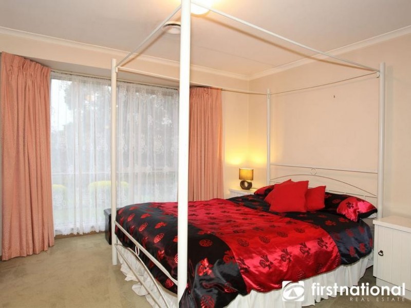 4 Malanda Court, Berwick VIC 3806