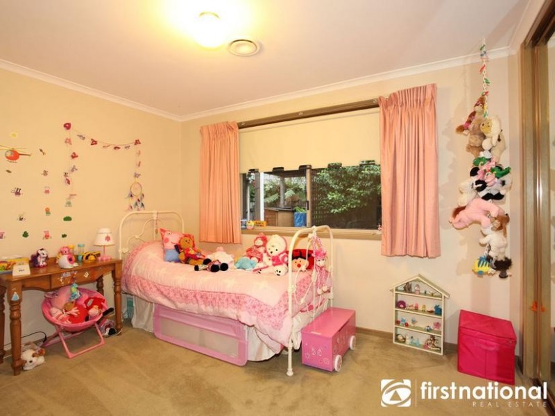 4 Malanda Court, Berwick VIC 3806