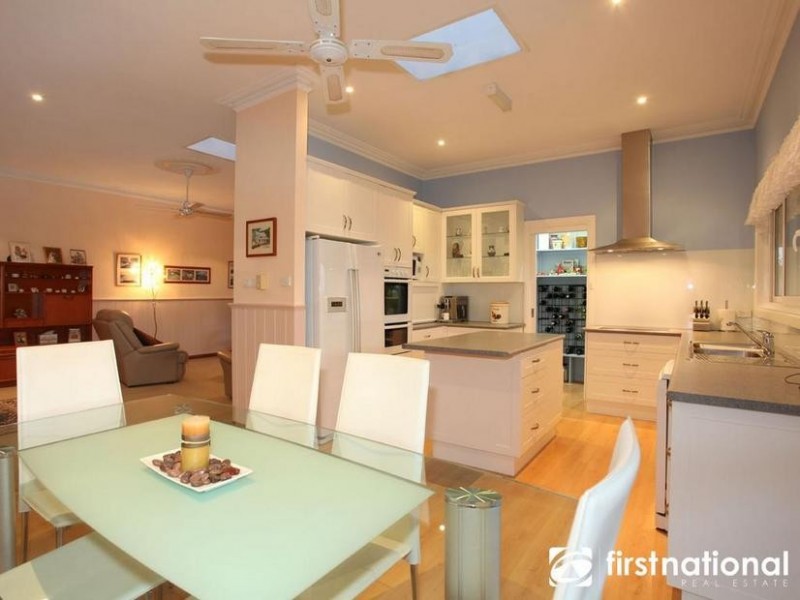 390 Beaconsfield-Emerald Road, Dewhurst VIC 3808