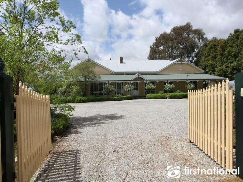 390 Beaconsfield-Emerald Road, Dewhurst VIC 3808