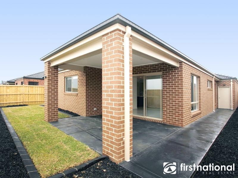 17 Ravensdale Avenue, Officer VIC 3809
