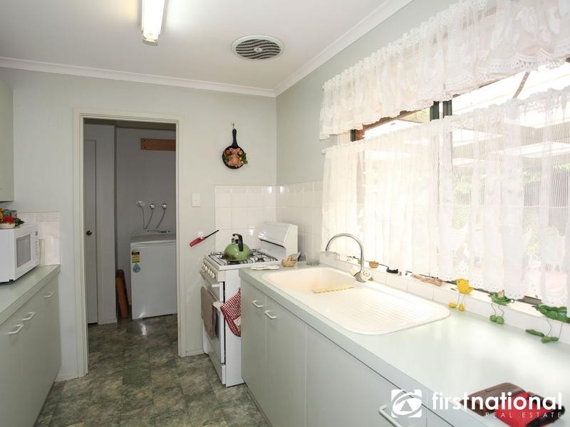 6 Cooney Close, Berwick VIC 3806