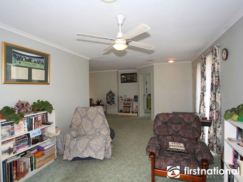 6 Cooney Close, Berwick VIC 3806