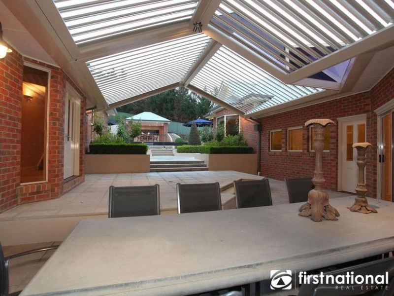 11 Parkview Terrace, Lysterfield South VIC 3156