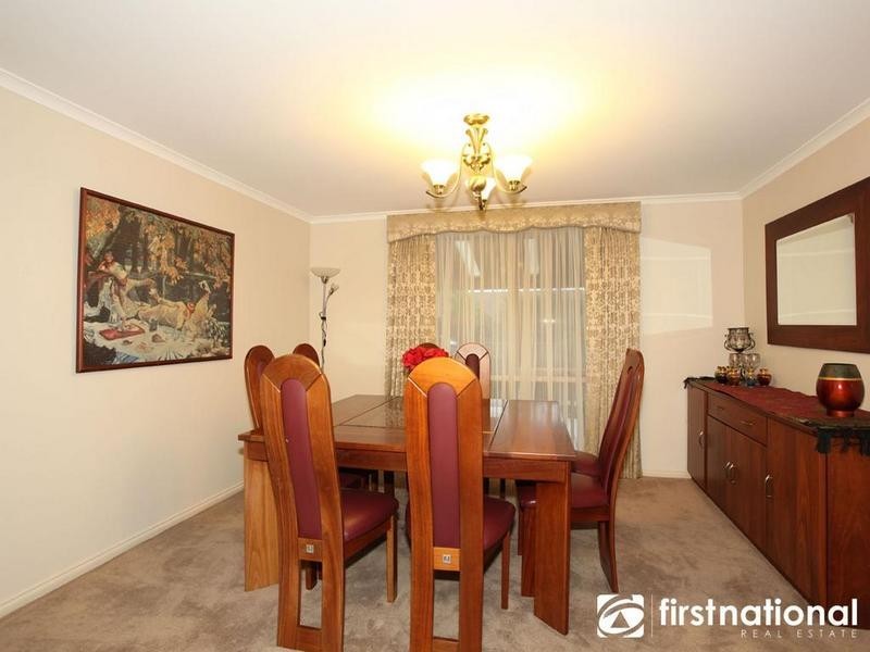 42 Bournevale Drive, Berwick VIC 3806