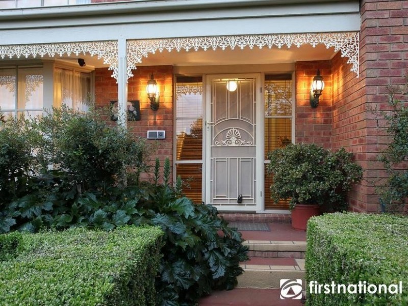 42 Bournevale Drive, Berwick VIC 3806