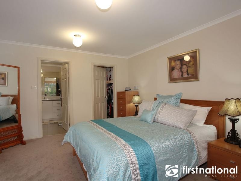 42 Bournevale Drive, Berwick VIC 3806