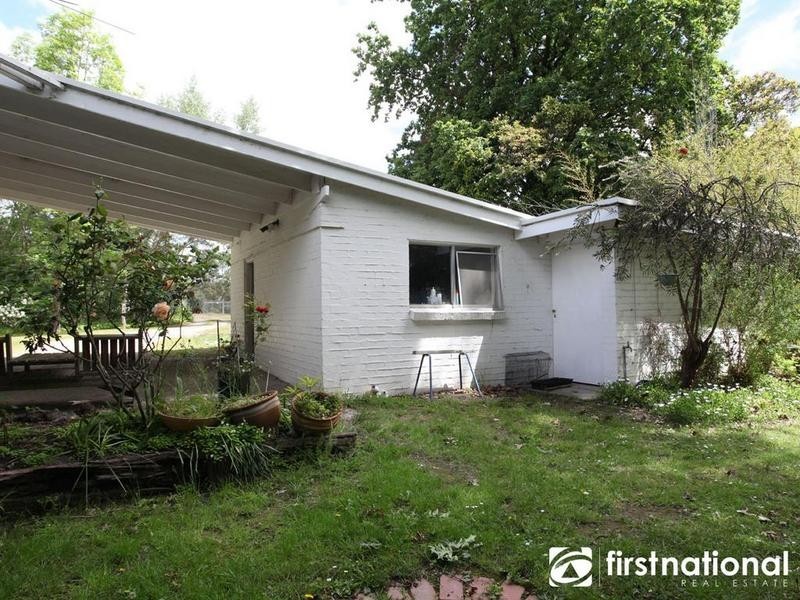 7 Inglis Road, Berwick VIC 3806