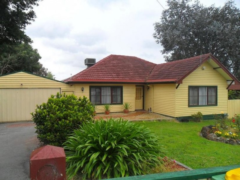 30 Lyle Avenue, Beaconsfield VIC 3807