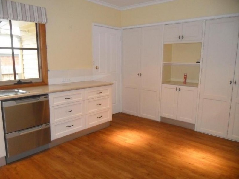 30 Lyle Avenue, Beaconsfield VIC 3807