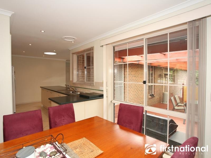 32 Sweet Gum Avenue, Narre Warren VIC 3805