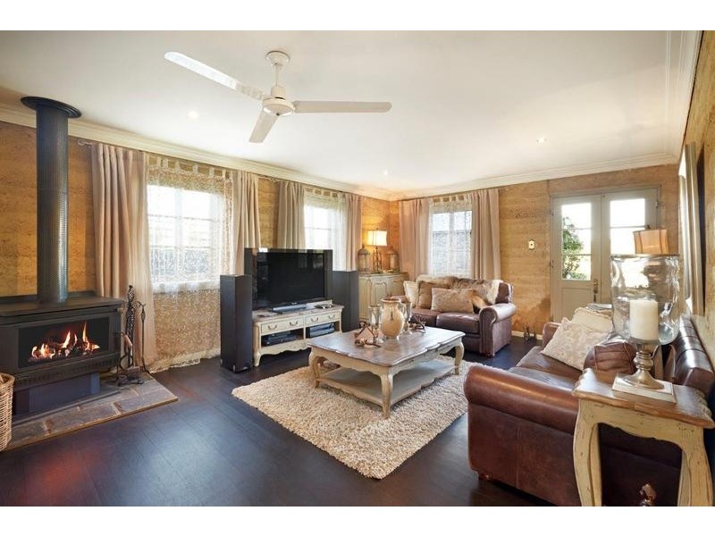 415A Belgrave Hallam Rd, Narre Warren North VIC 3804