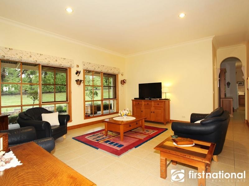 190 Yackatoon Road, Beaconsfield Upper VIC 3808