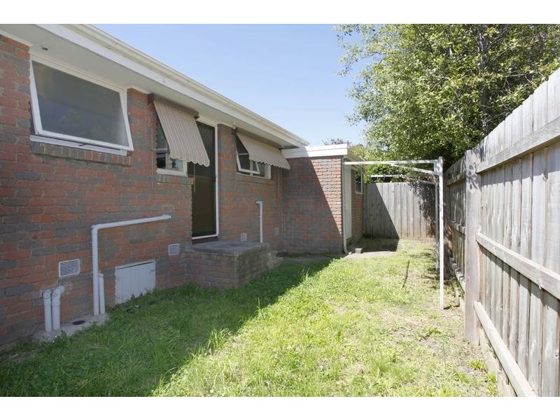 4/4-6 Gibb Street, Berwick VIC 3806