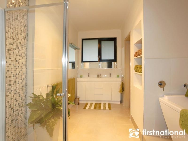 220 Harvie Road, Pakenham Upper VIC 3810