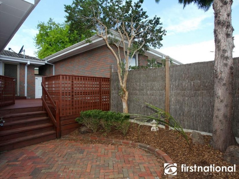 1/4-6 Gibb Street, Berwick VIC 3806