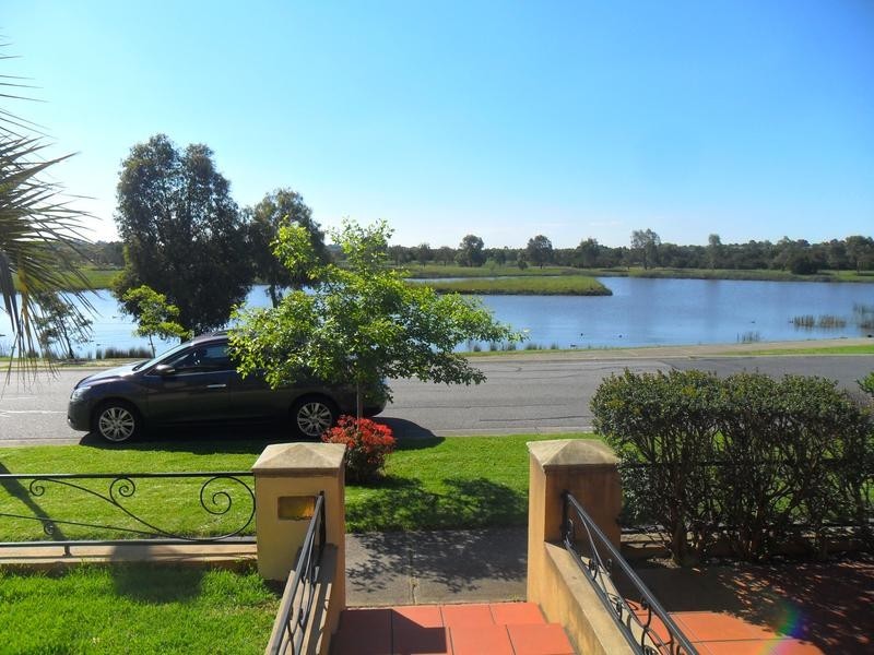 28 Loxley Boulevard, Narre Warren South VIC 3805