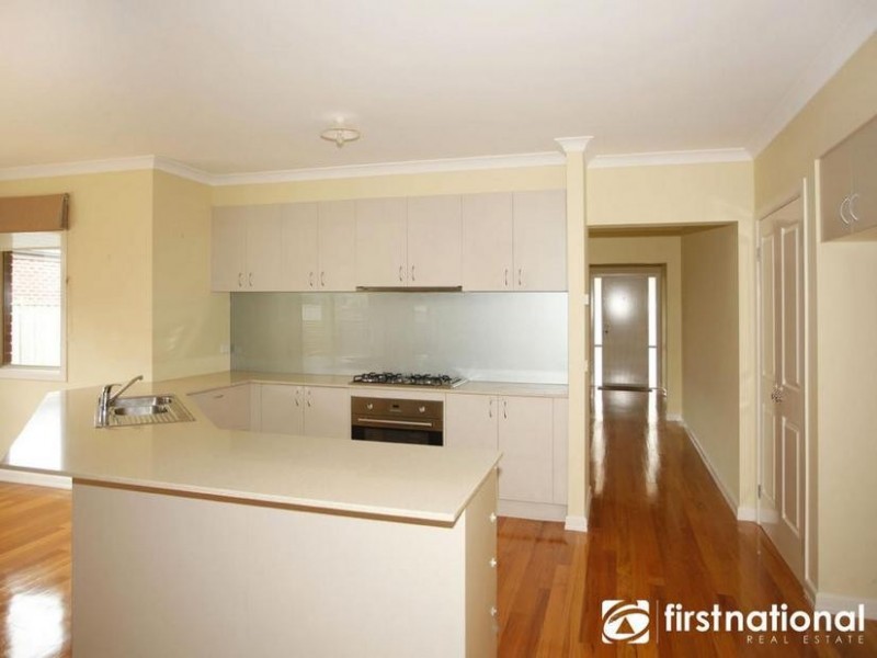 9 Dan Morgan Drive, Cranbourne East VIC 3977