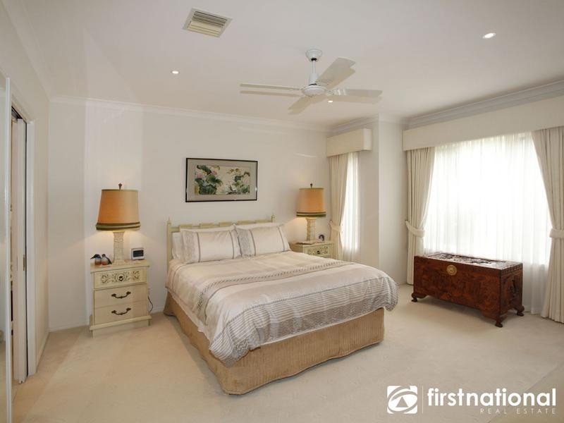 8 Buxton Mews, Berwick VIC 3806