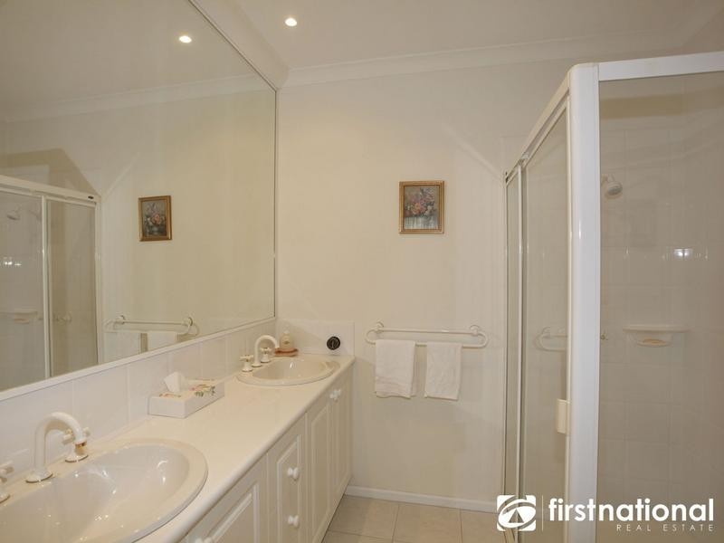 8 Buxton Mews, Berwick VIC 3806