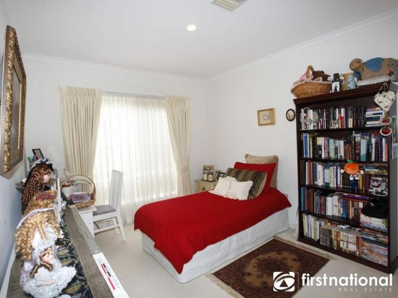 8 Buxton Mews, Berwick VIC 3806