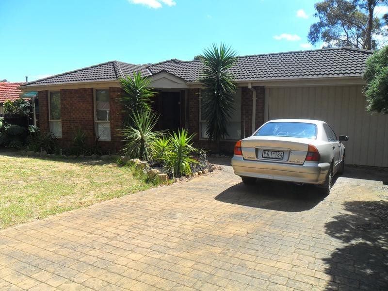 43 Coowarra Way, Berwick VIC 3806