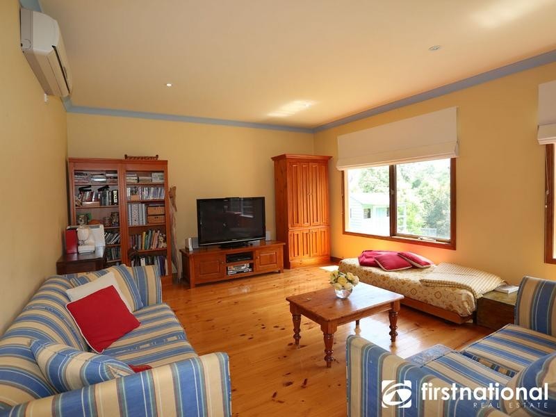 6 Halford Street, Beaconsfield Upper VIC 3808