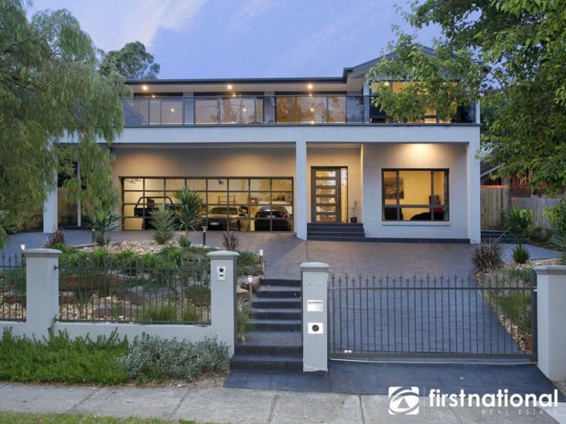 111 High Street, Berwick VIC 3806